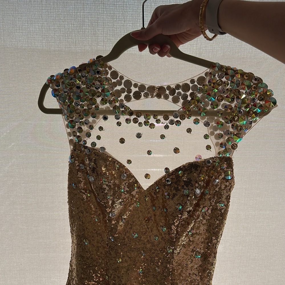 Only worn once Tony bowls long gold sequence dress⭐️ - Picture 12 of 13
